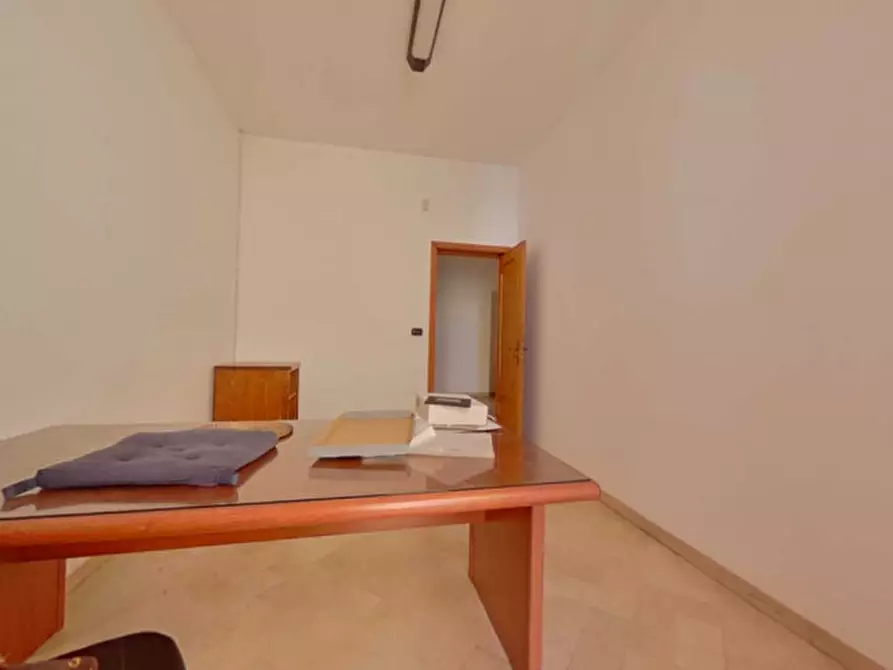 Immagine 27 di Appartamento in vendita  in dante a Fasano