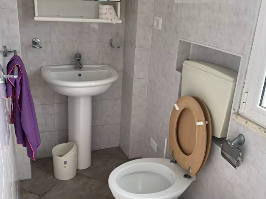 Immagine 12 di Villa in affitto  in LUNGOMARE DELLE SIRENE a Pomezia