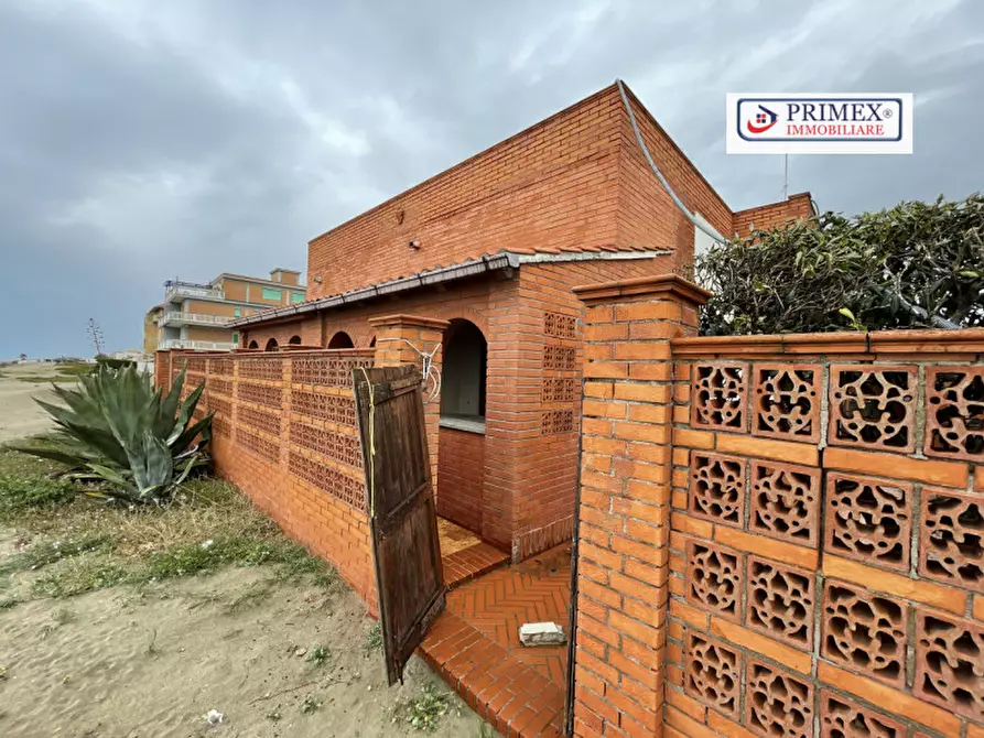 Immagine 2 di Villa in affitto  in LUNGOMARE DELLE SIRENE a Pomezia