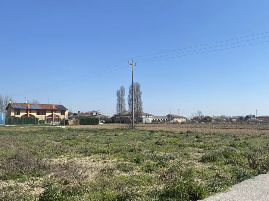 Immagine 2 di Terreno in vendita  in Via L.Perosi a Casalserugo