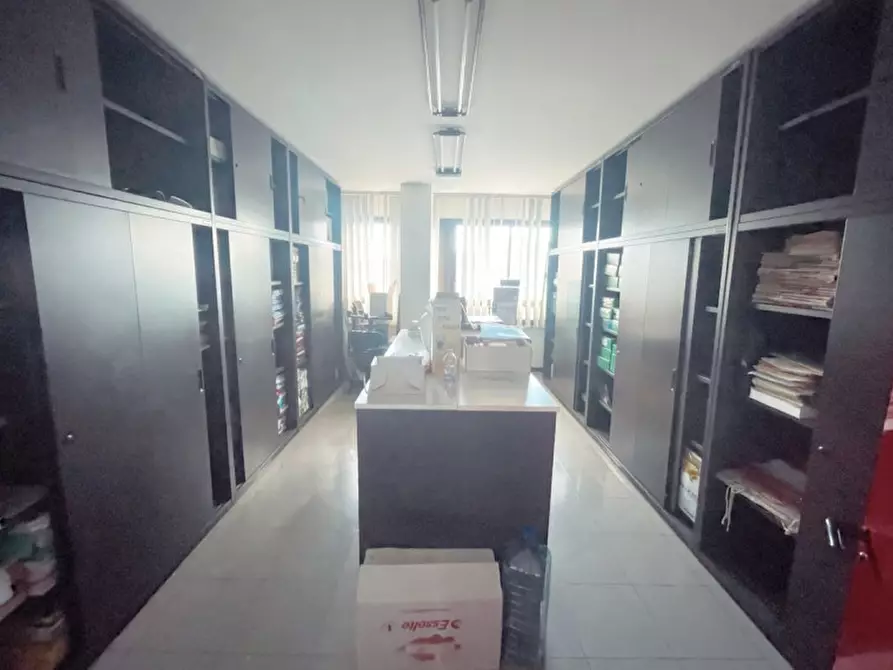 Immagine 12 di Ufficio in vendita  a Padova