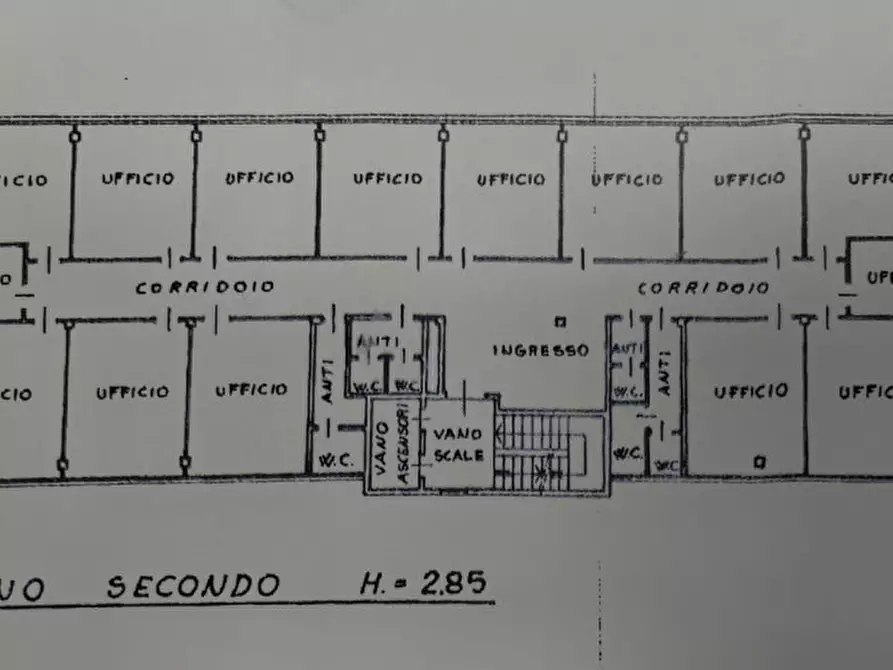 Immagine 21 di Ufficio in vendita  a Padova