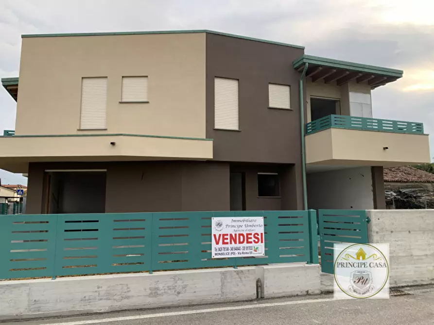 Immagine 1 di Villetta a schiera in vendita  in Trinità a Pernumia
