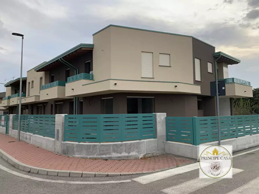 Immagine 2 di Villetta a schiera in vendita  in Trinità a Pernumia