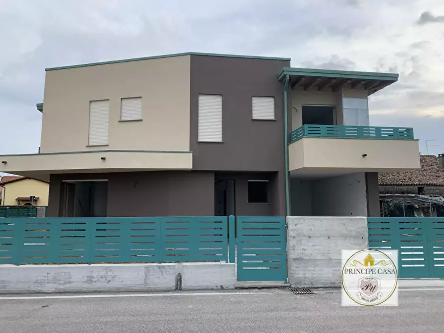 Immagine 3 di Villetta a schiera in vendita  in Trinità a Pernumia