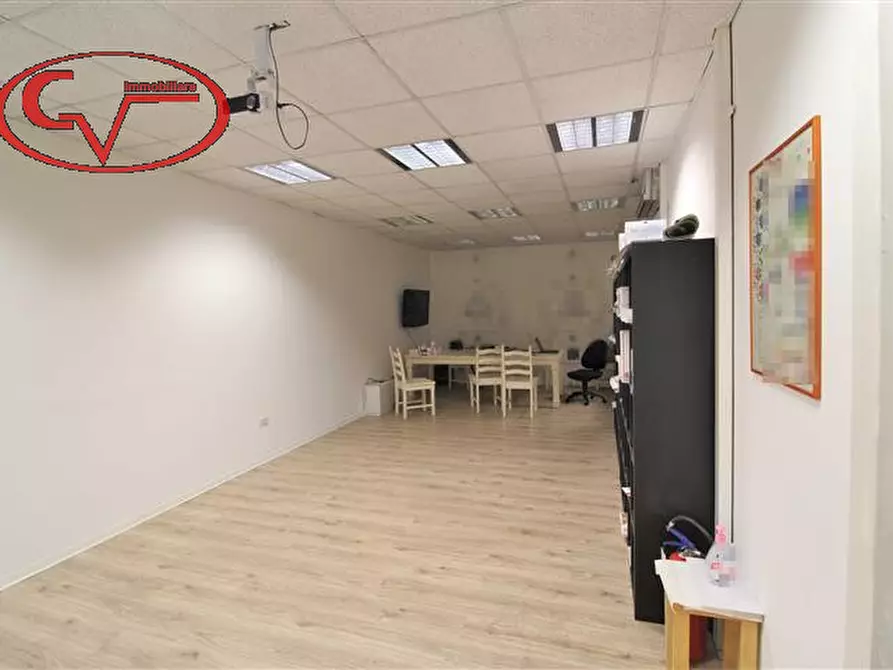 Immagine 3 di Capannone industriale in vendita  in penna a Terranuova Bracciolini