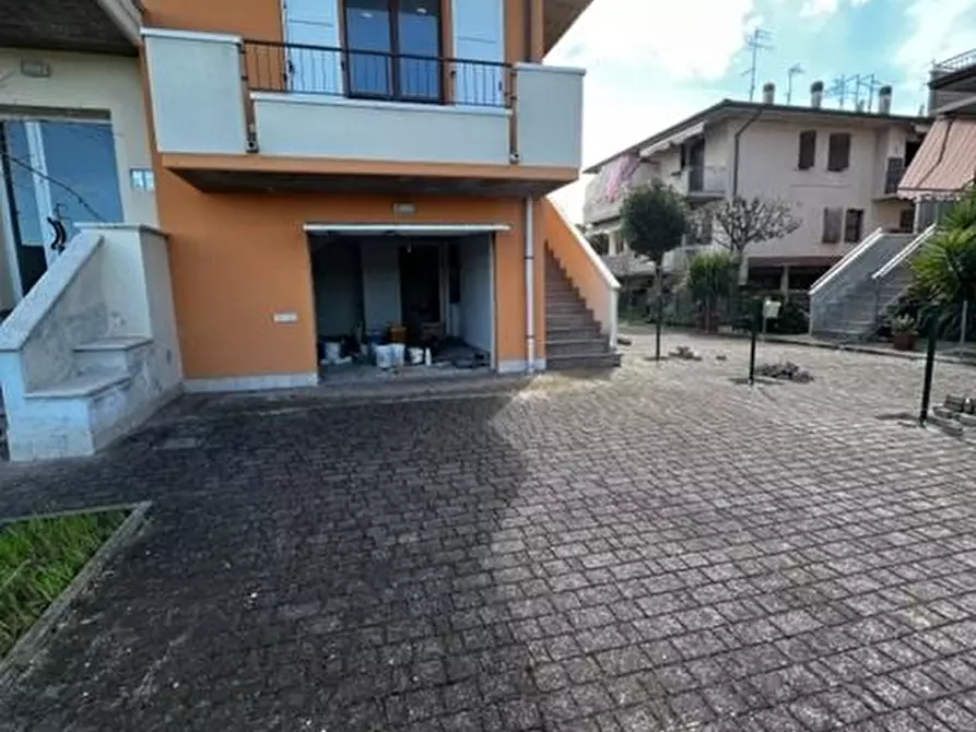 Immagine 15 di Appartamento in vendita  a Savignano Sul Rubicone