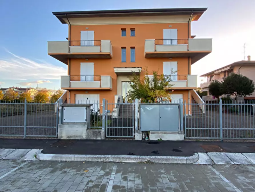 Immagine 2 di Appartamento in vendita  a Savignano Sul Rubicone