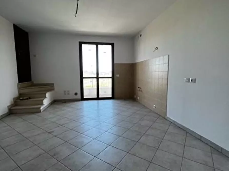 Immagine 8 di Appartamento in vendita  a Savignano Sul Rubicone