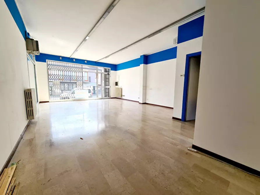 Immagine 3 di Negozio in vendita  in VIA 4 NOVEMBRE a Ospedaletto Euganeo