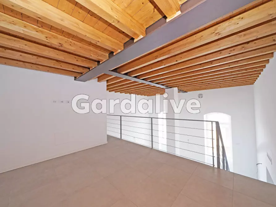 Immagine 6 di Appartamento in vendita  in Via Brunati 17 a Salò