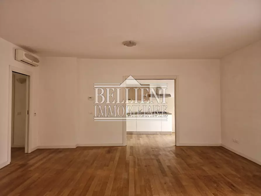 Immagine 10 di Appartamento in vendita  in via Muttoni a Vicenza