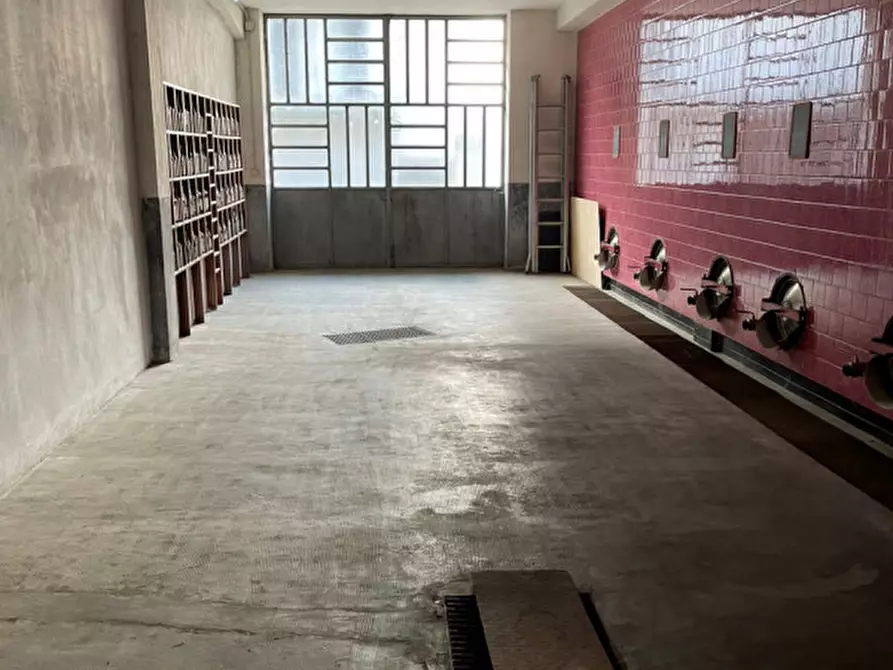 Immagine 9 di Capannone industriale in vendita  in via martiri a Narzole