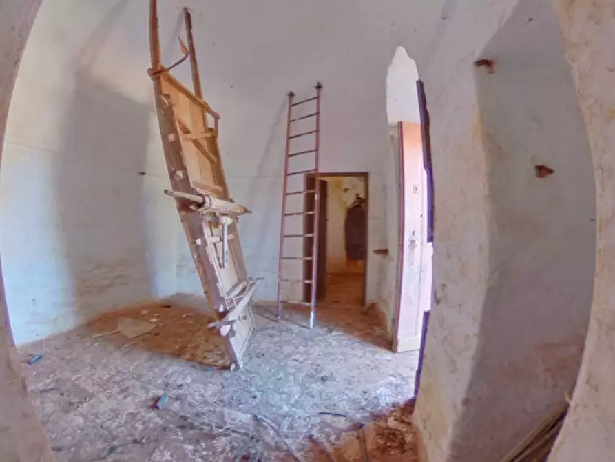 Immagine 23 di Rustico / casale in vendita  a Fasano