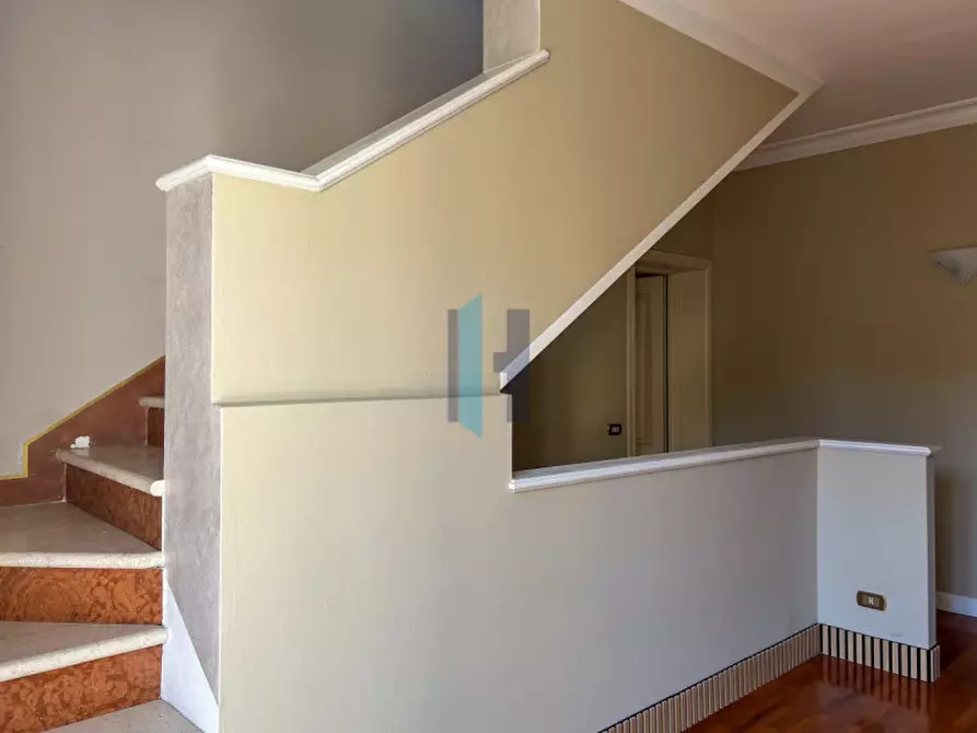 Immagine 22 di Villetta a schiera in affitto  a Travagliato