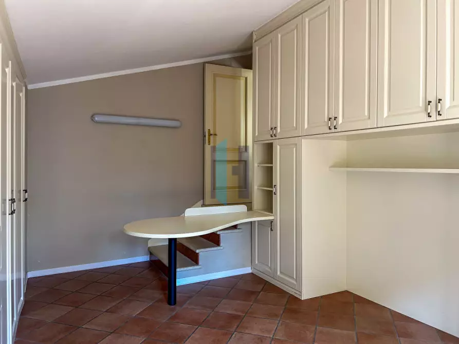 Immagine 27 di Villetta a schiera in affitto  a Travagliato