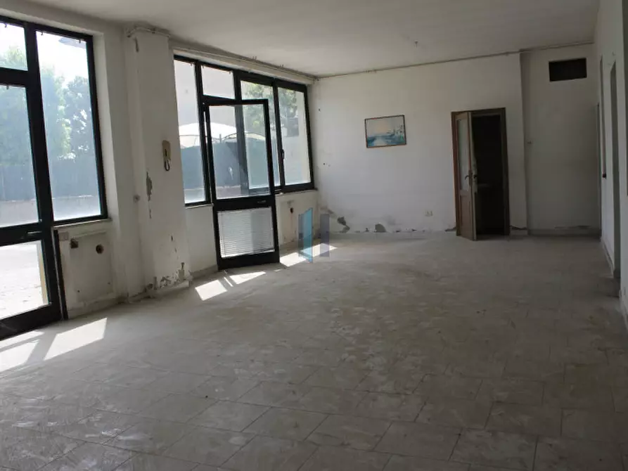 Immagine 10 di Rustico / casale in vendita  a Travagliato