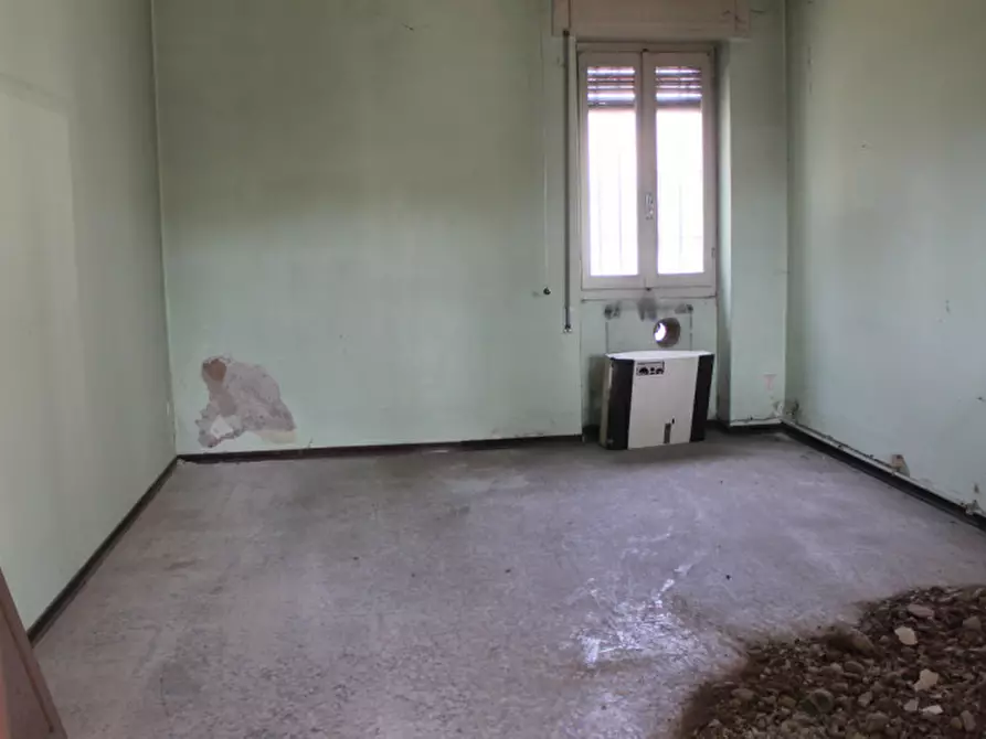 Immagine 13 di Rustico / casale in vendita  a Travagliato