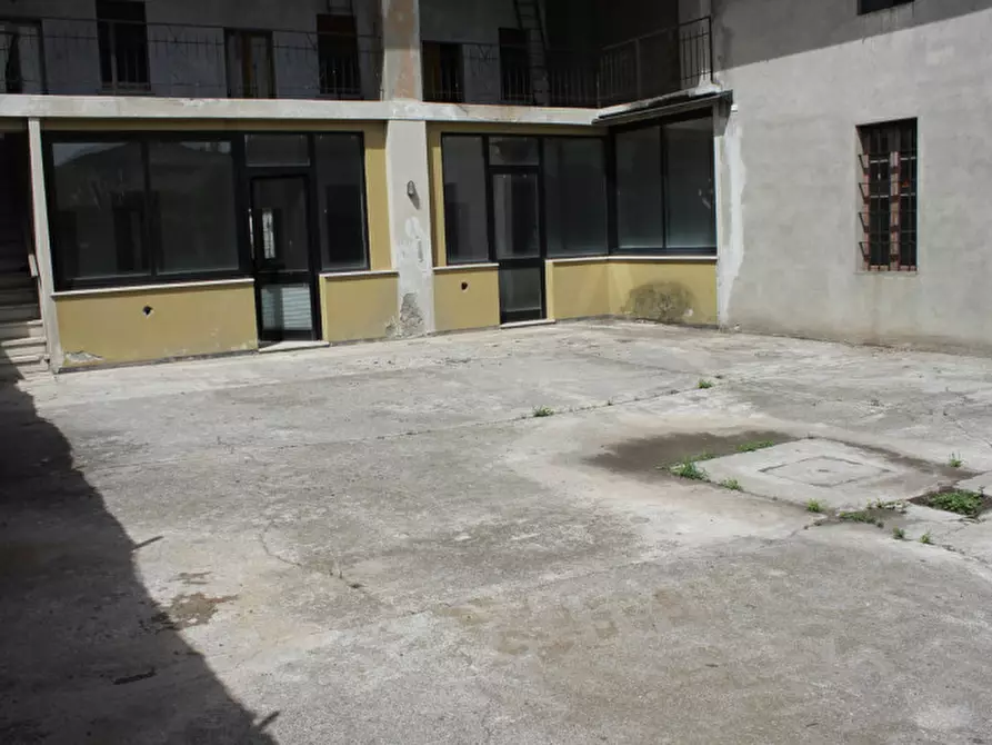 Immagine 23 di Rustico / casale in vendita  a Travagliato