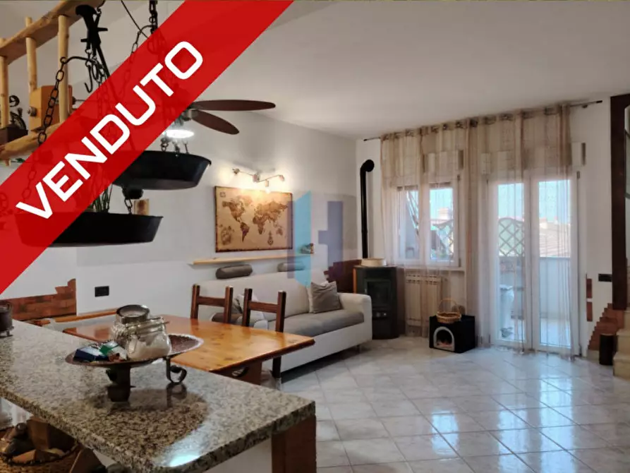 Immagine 1 di Appartamento in vendita  a Travagliato