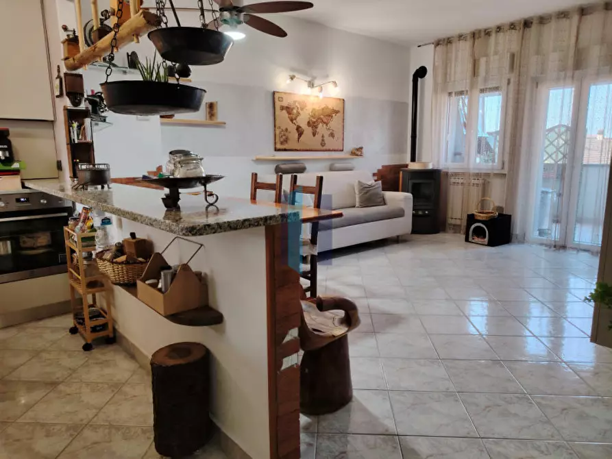 Immagine 7 di Appartamento in vendita  a Travagliato