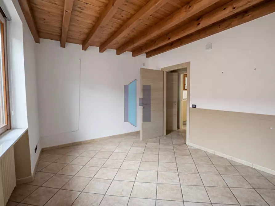 Immagine 4 di Appartamento in vendita  a Travagliato