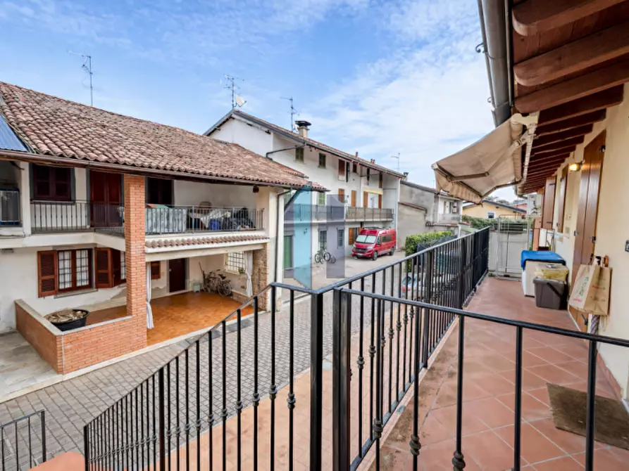 Immagine 11 di Appartamento in vendita  a Travagliato