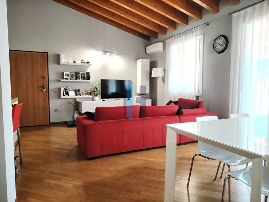 Immagine 6 di Appartamento in vendita  a Travagliato