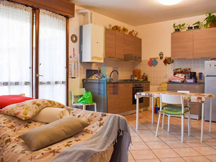 Immagine 4 di Appartamento in vendita  a Travagliato