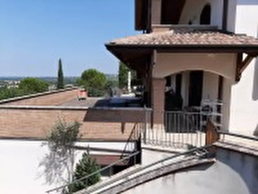Immagine 1 di Villa in vendita  in VIA BIONDINA a Castrocaro Terme E Terra Del Sole