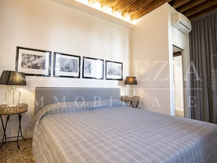 Immagine 14 di Appartamento in vendita  in Riva De Biasio a Venezia