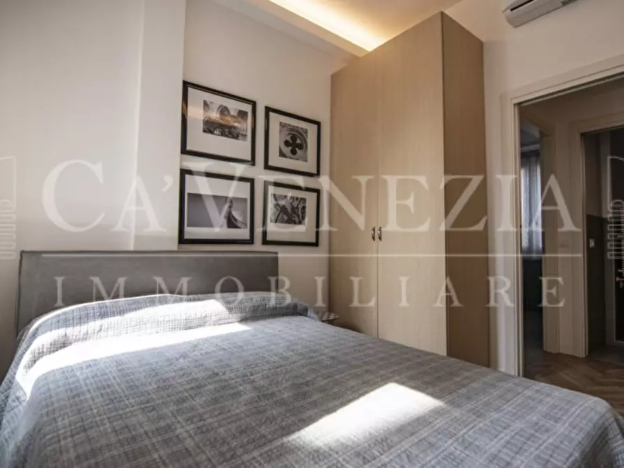 Immagine 21 di Appartamento in vendita  in Riva De Biasio a Venezia