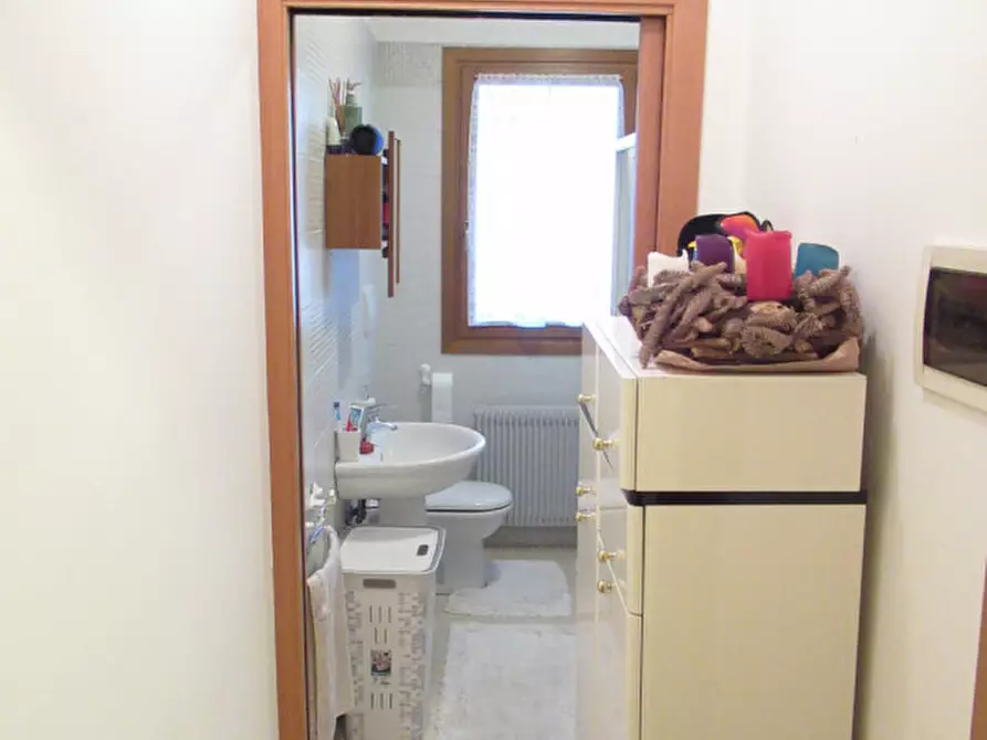 Immagine 16 di Appartamento in vendita  in via europa a Giavera Del Montello