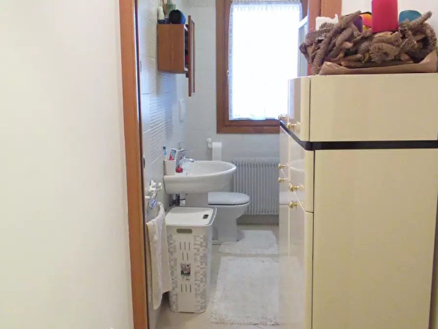 Immagine 17 di Appartamento in vendita  in via europa a Giavera Del Montello