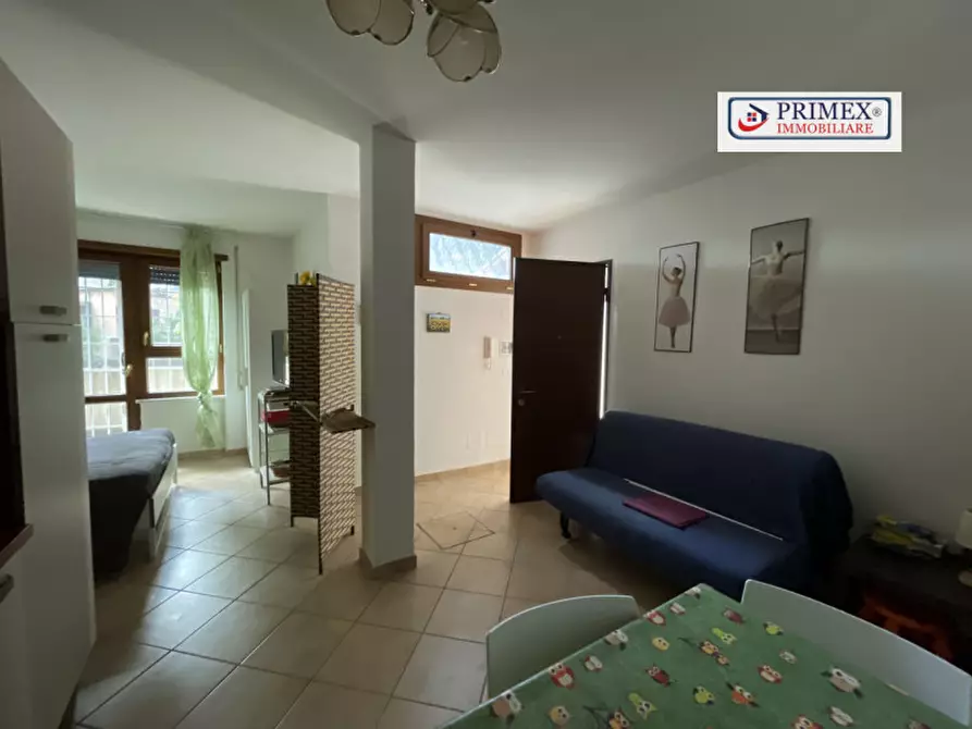 Immagine 4 di Appartamento in affitto  in Via Edgardo Negri a Roma