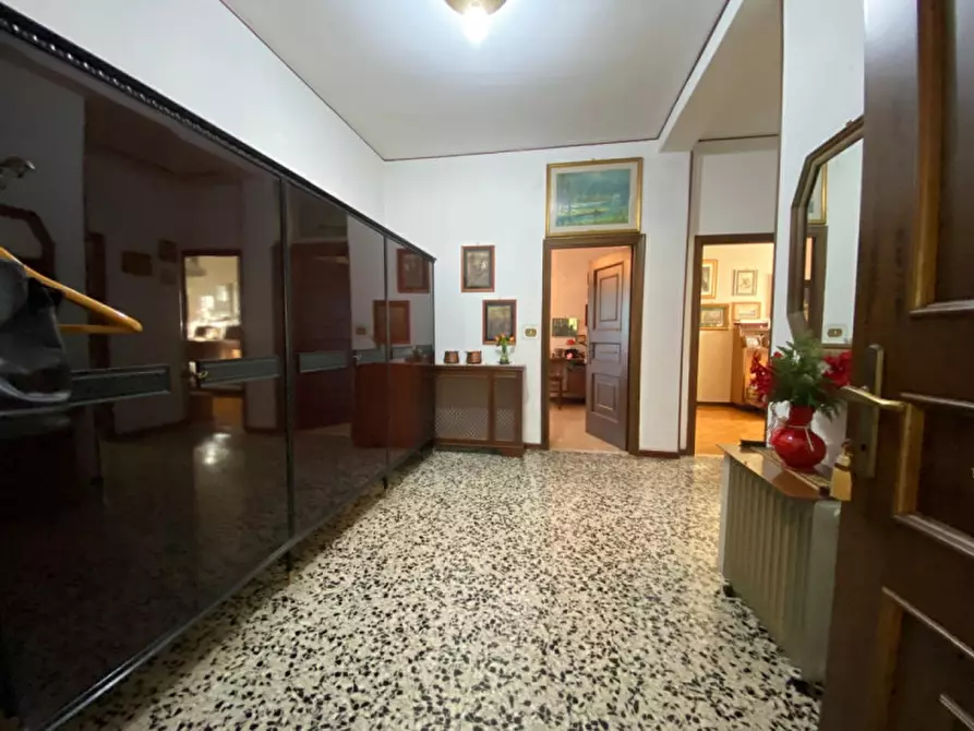 Immagine 7 di Appartamento in vendita  in Via Settima villaggio sereno 60 a Brescia