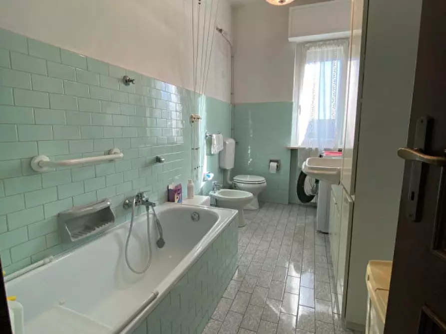 Immagine 10 di Appartamento in vendita  in Via Settima villaggio sereno 60 a Brescia