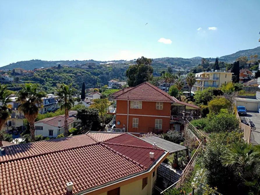 Immagine 5 di Appartamento in vendita  in Strada Solaro a San Remo