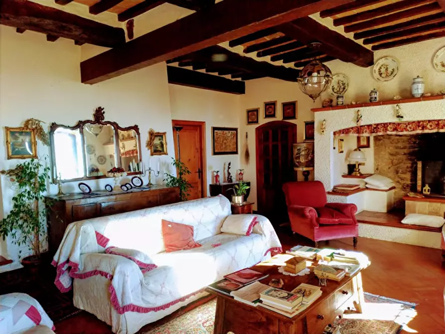 Immagine 8 di Rustico / casale in vendita  in Pischiello a Passignano Sul Trasimeno