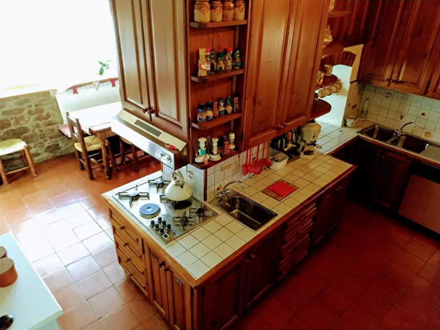 Immagine 18 di Rustico / casale in vendita  in Pischiello a Passignano Sul Trasimeno