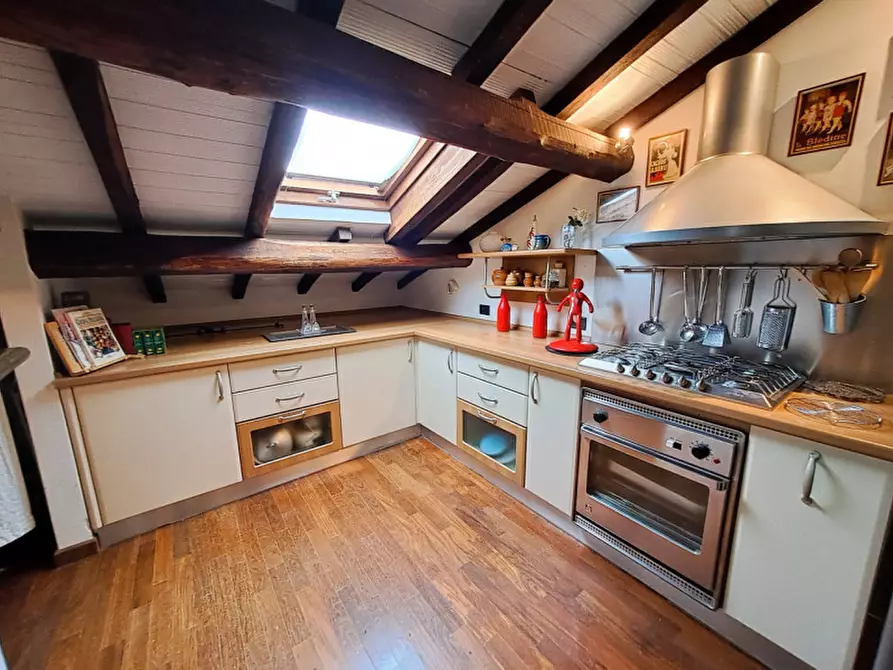 Immagine 41 di Rustico / casale in vendita  in Pischiello a Passignano Sul Trasimeno