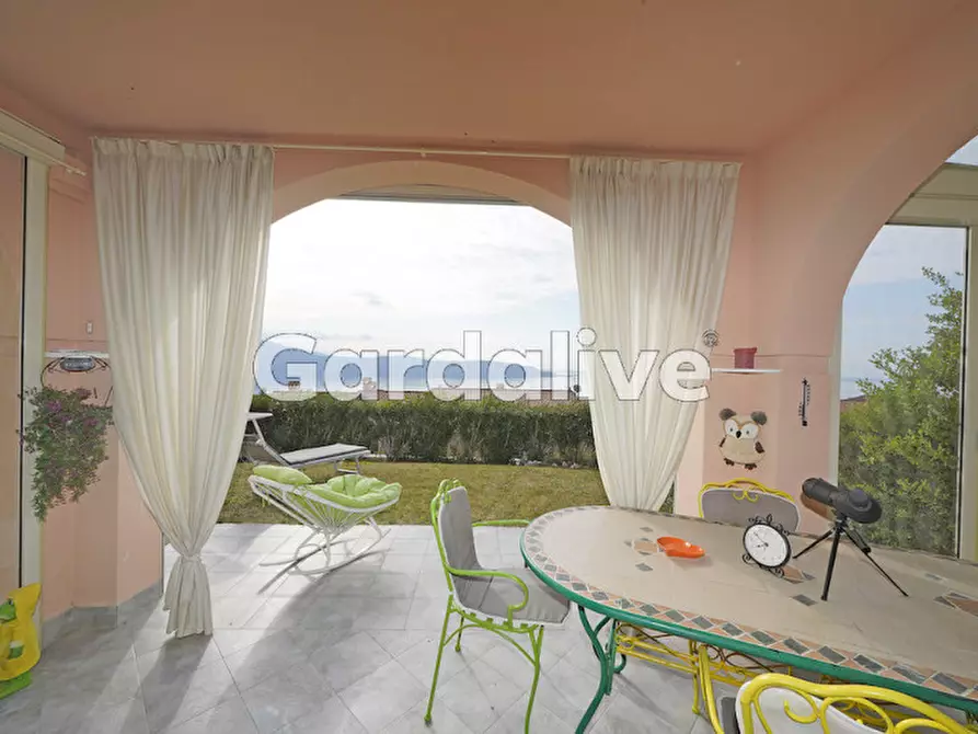 Immagine 7 di Appartamento in vendita  a Toscolano-Maderno