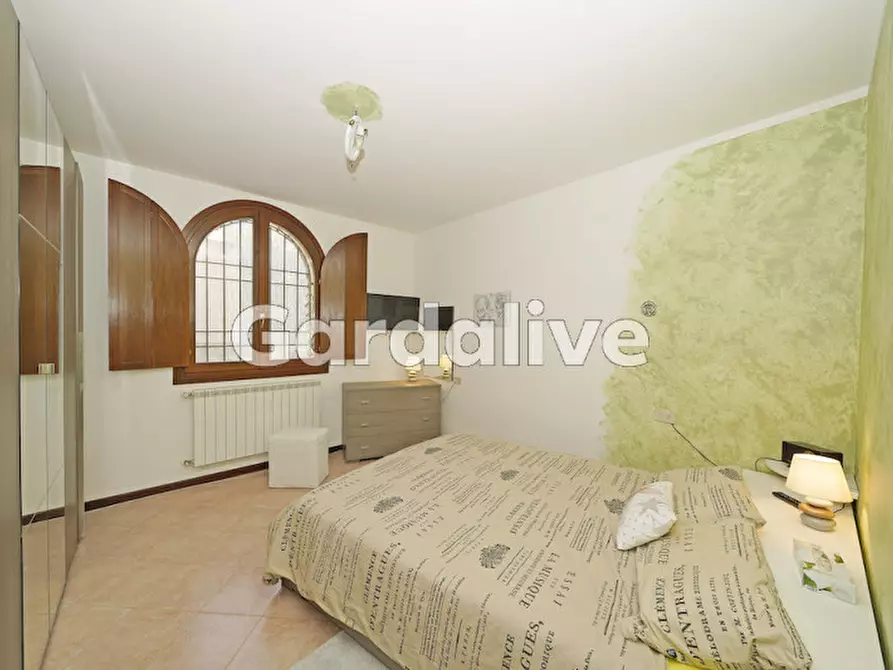 Immagine 8 di Appartamento in vendita  a Toscolano-Maderno