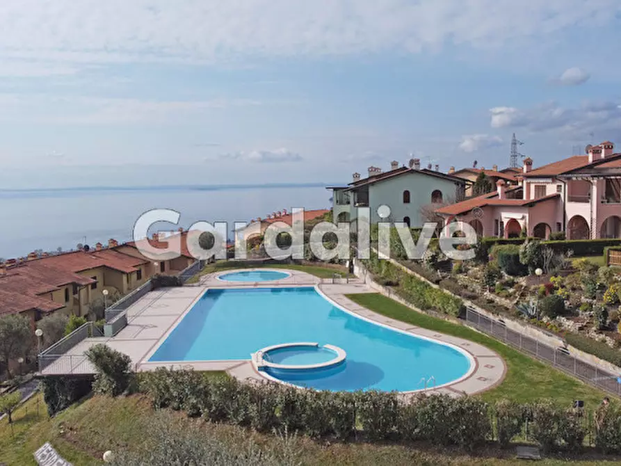 Immagine 10 di Appartamento in vendita  a Toscolano-Maderno