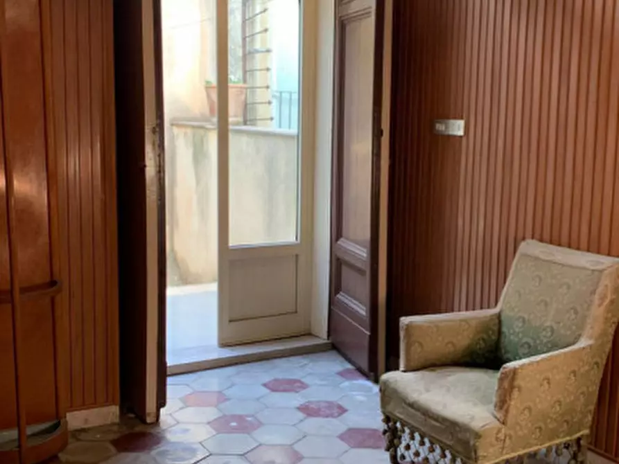 Immagine 17 di Casa indipendente in vendita  in Corso Regina Margherita 83 a Modica