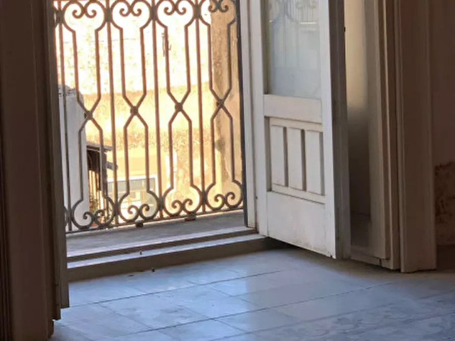 Immagine 25 di Casa indipendente in vendita  in Corso Regina Margherita 83 a Modica