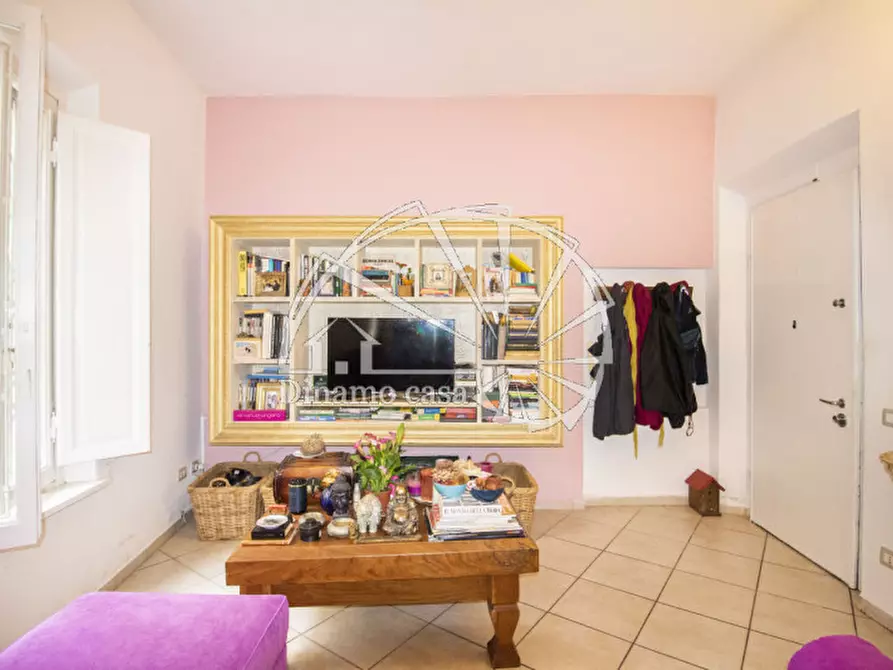 Immagine 25 di Casa indipendente in vendita  a Prato