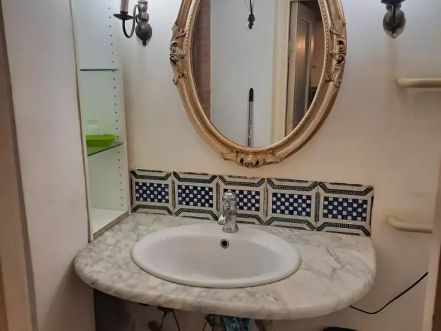 Immagine 1 di Appartamento in affitto  in Via San Mattia 30 a Napoli