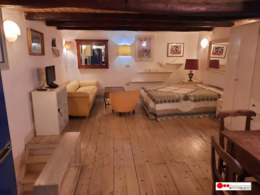 Immagine 4 di Appartamento in affitto  in Via San Mattia 30 a Napoli