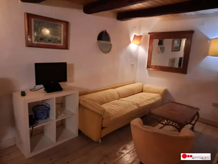 Immagine 7 di Appartamento in affitto  in Via San Mattia 30 a Napoli